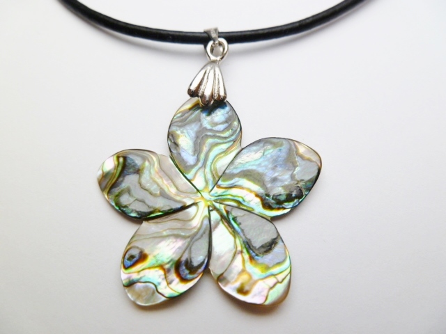 40mm abalone flower pendant on 2mm leather necklace 18"